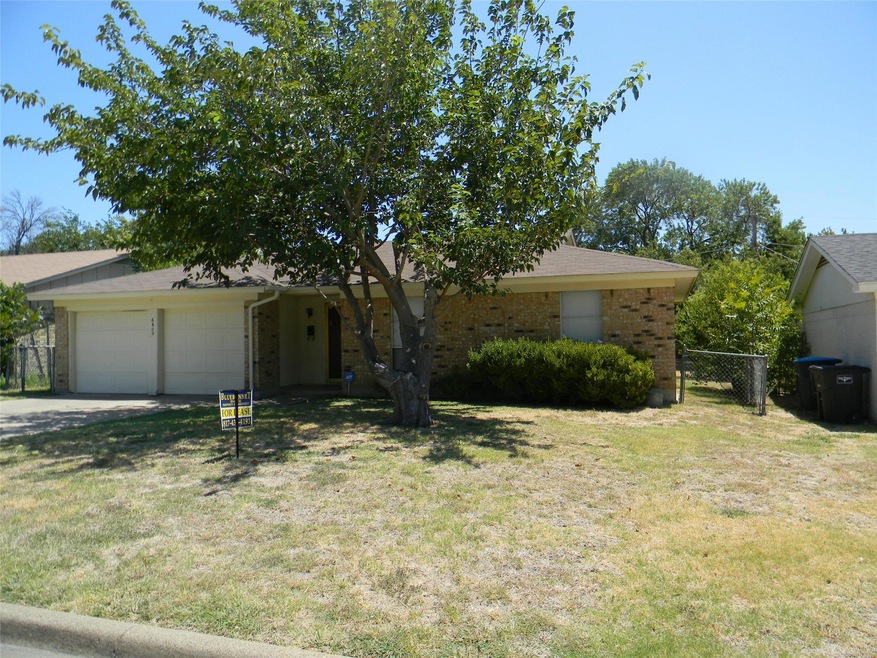 6605 Vega Dr, Fort Worth, TX 76133 - photo 1