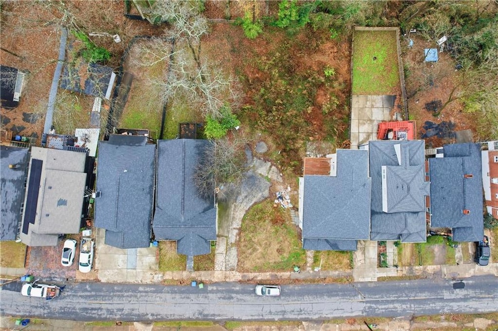 1044 Mayson Turner Rd NW, Atlanta, GA 30314 - photo 1