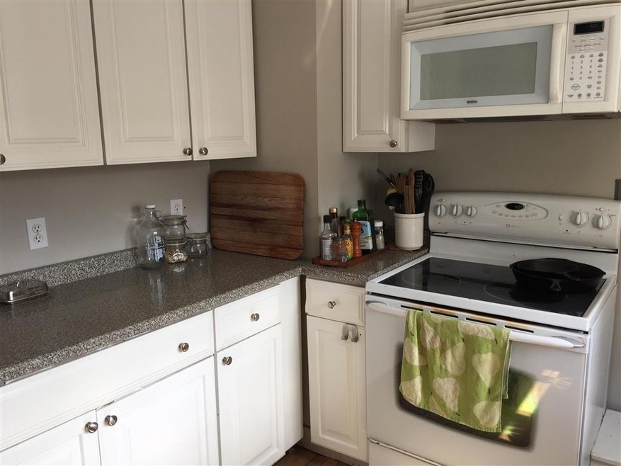 22 Hardy Ct, Keene, NH 03431 - photo 1