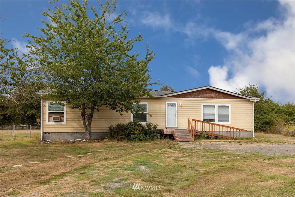 2011 Bishop Rd, Chehalis, WA 98532 - photo 1