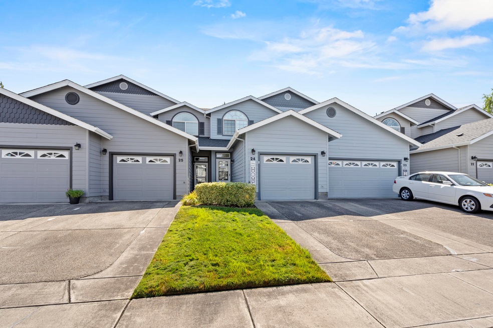 3855 Dover Ridge Dr unit 24, Medford, OR 97504 - photo 1