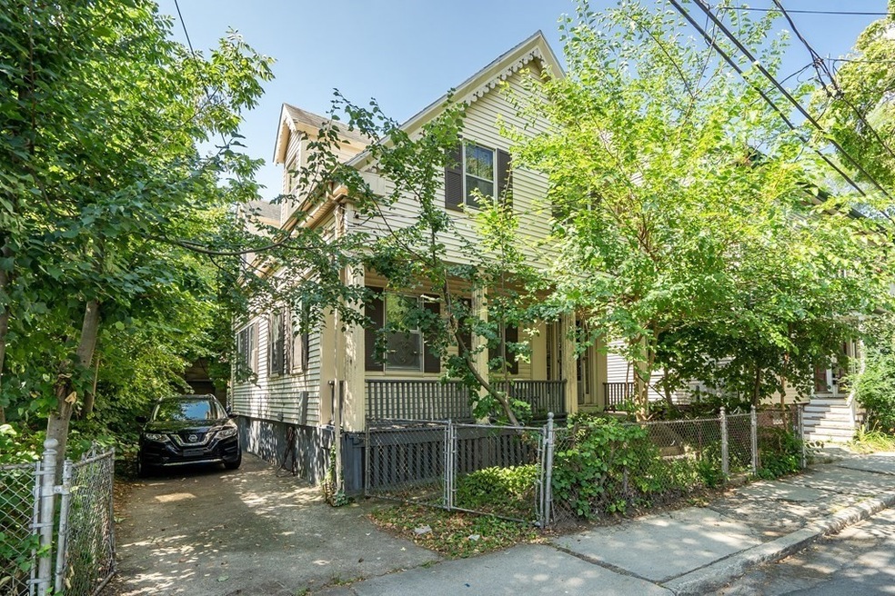 8 Worcester St, Cambridge, MA 02139 - photo 1