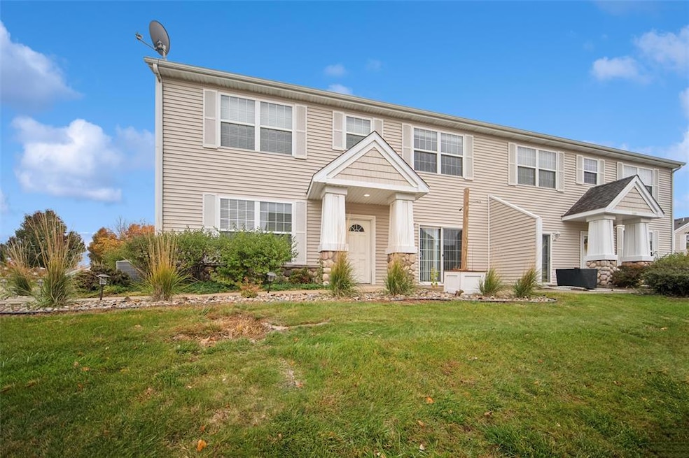 1023 NE Greenview Dr unit 1023, Ankeny, IA 50021 - photo 1