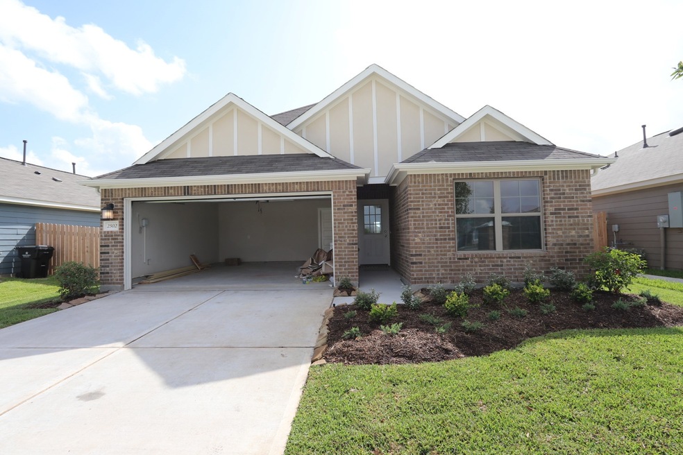 2502 Clydesdale Ln, Alvin, TX 77511 - photo 1