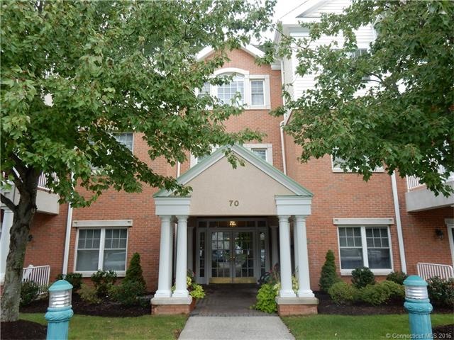 70 Southwick Ct unit 310, Cheshire, CT 06410 - photo 1
