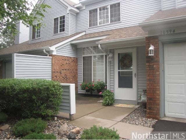 10994 10994 Highland Rd, Bloomington, MN 55438 - photo 1