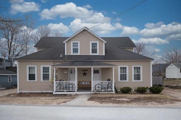 5 Pleasant St unit 2, Lincoln, NH 03251 - photo 1