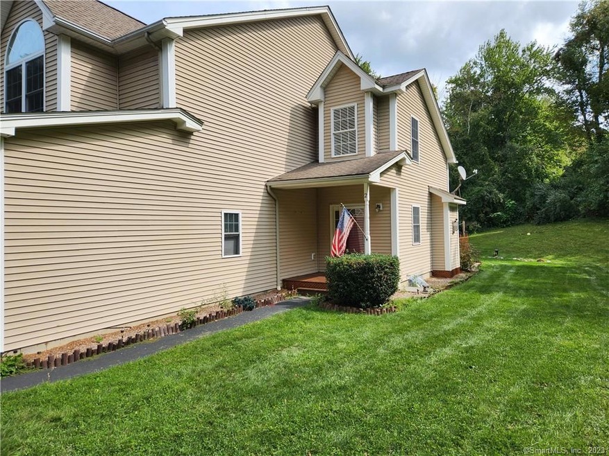 275 Lyman Rd unit 2, Wolcott, CT 06716 - photo 1