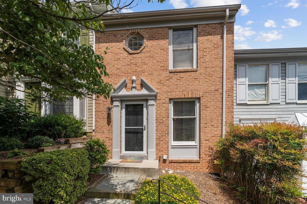 5047 9th St S, Arlington, VA 22204 - photo 1