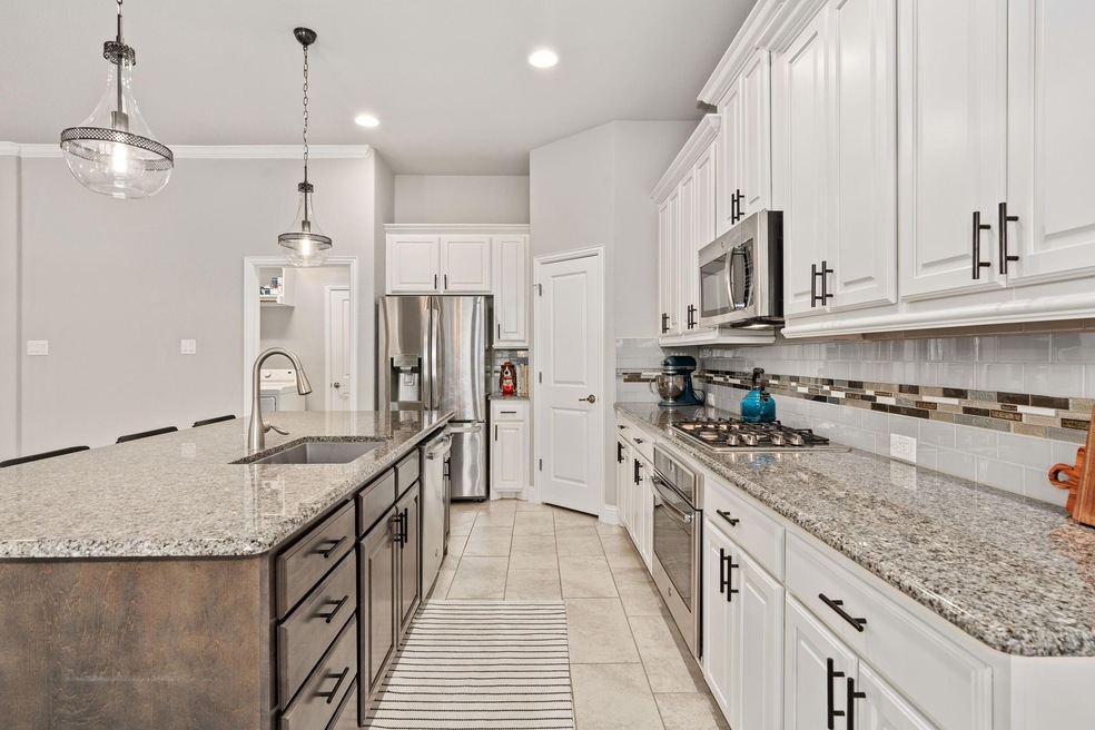 5505 Thistle Hill, Denton, TX 76210 - photo 1