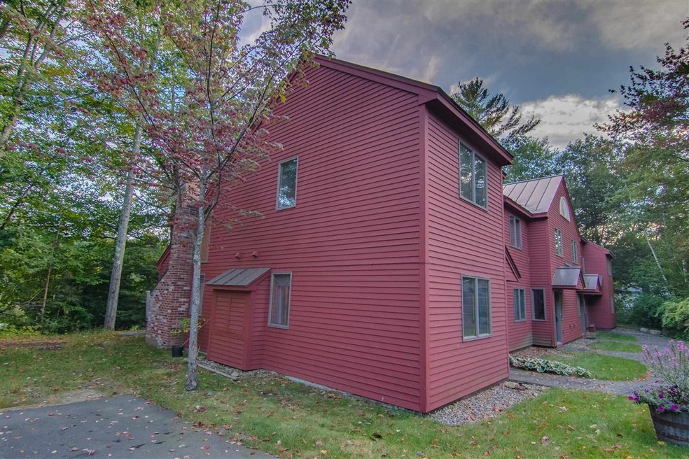 10 Greenridge Rd unit 4, Lincoln, NH 03251 - photo 1