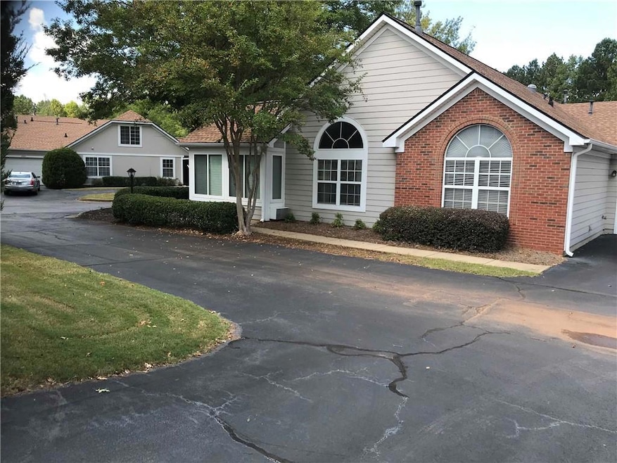 3728 Vineyards Lake Cir NW unit U4, Kennesaw, GA 30144 - photo 1