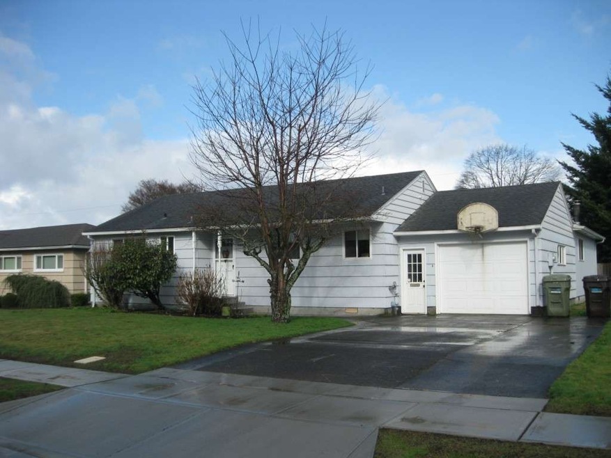 2842 Maple St, Longview, WA 98632 - photo 1