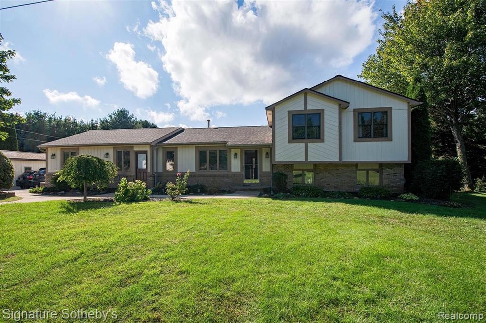 NEW PRICE! 2 acre lot with deeded easement onto all sports Duck Lk & pole barn!