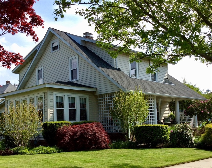 1 Brighton Rd, Worcester, MA 01606 - photo 1