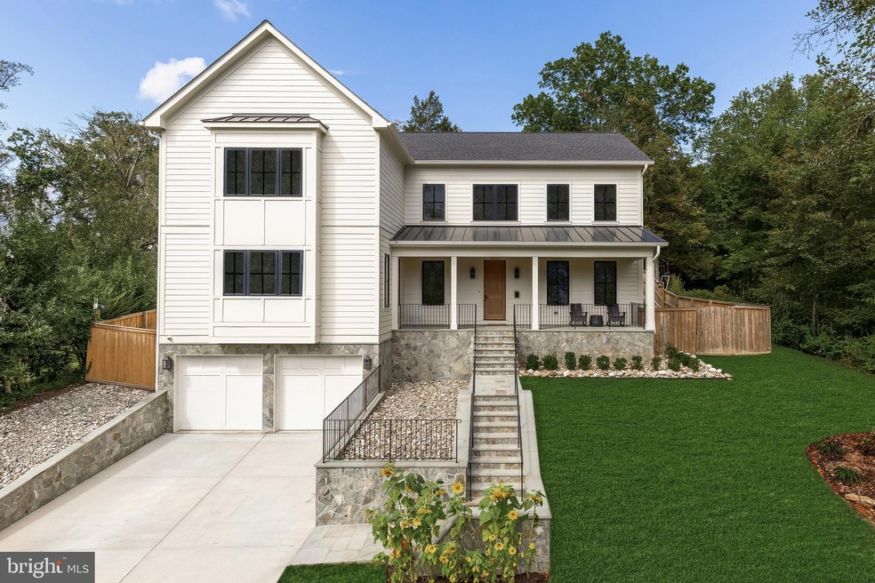 4283 38th St N, Arlington, VA 22207 - photo 1