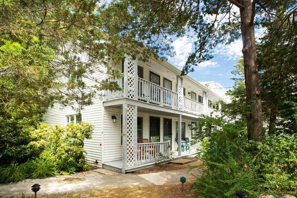 62 Pine Hill Rd S unit 100, Cape Neddick, ME 03902 - photo 1