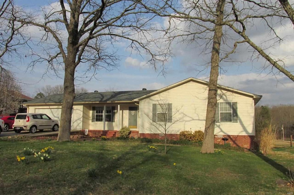 83 County Road 4221, Poplar Bluff, MO 63901 - photo 1
