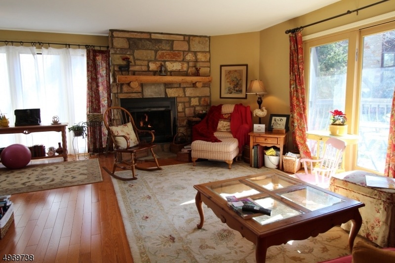 24 Trafalgar Ct, Hackettstown, NJ 07840 - photo 1