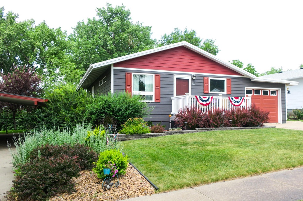 207 N. Harrison Ave.