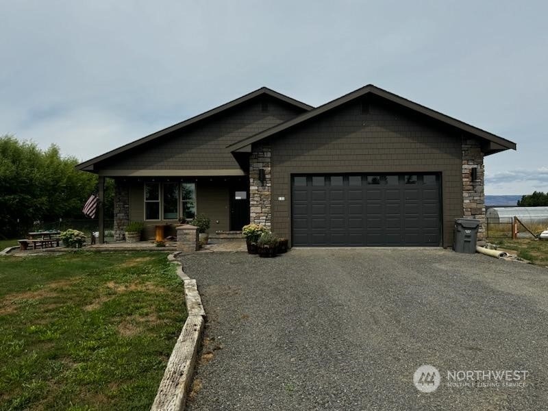 Sold $555,000