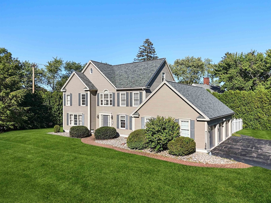 3 Playhouse Cir, Hampton, NH 03842 - photo 1