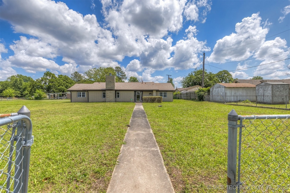 6411 S 49th West Ave, Tulsa, OK 74131 - photo 1