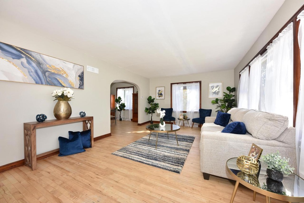Living Room - main