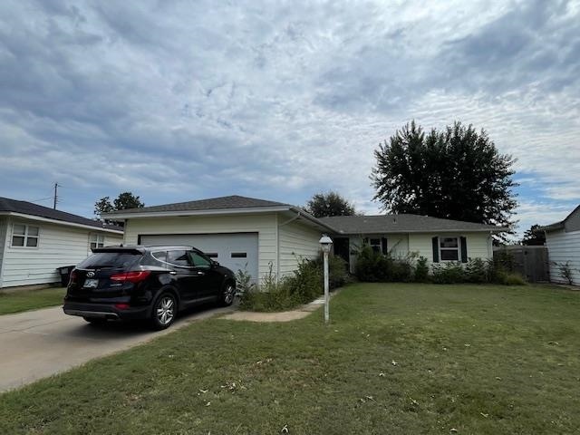 1401 Beverly Dr, Enid, OK 73703 - photo 1