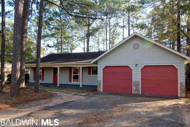 Charming Cottage, recently renovated.