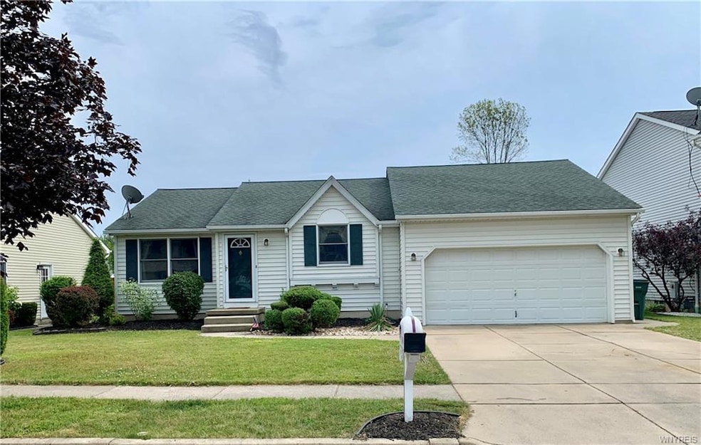 314 Oakdale Dr, North Tonawanda, NY 14120 - photo 1