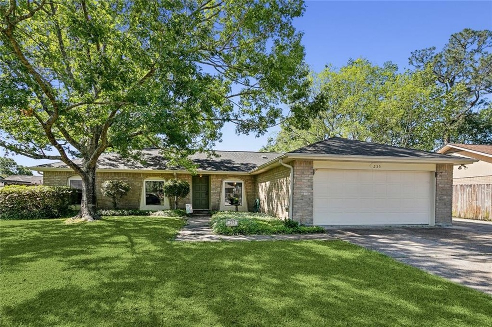 235 Scott Dr, Slidell, LA 70458 - photo 1