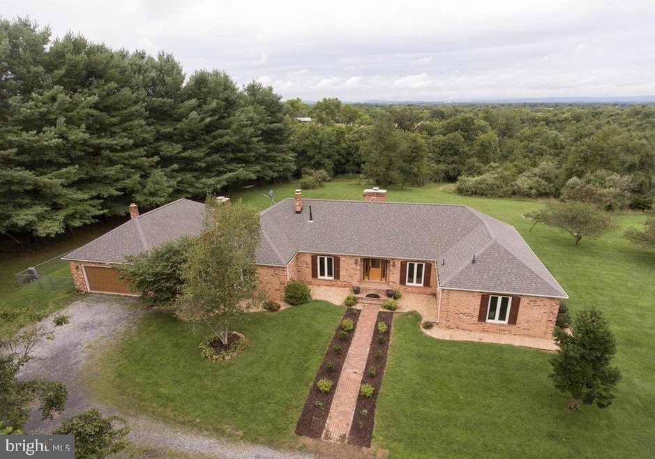 107 Noble Ln, Berryville, VA 22611 - photo 1