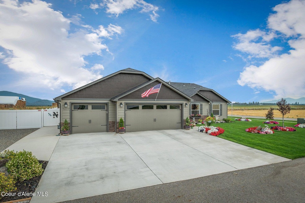 5635 W Quail Ridge
