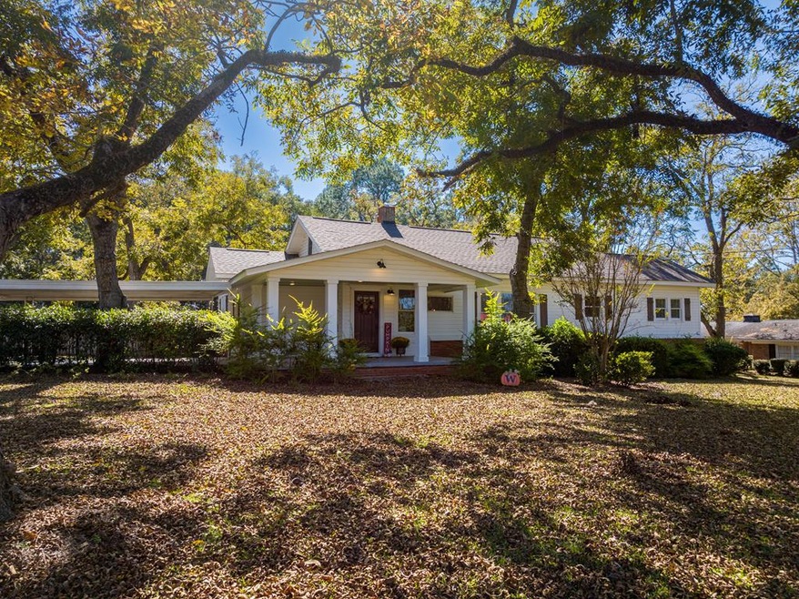 942 W Roanoke Dr, Fitzgerald, GA 31750 - photo 1