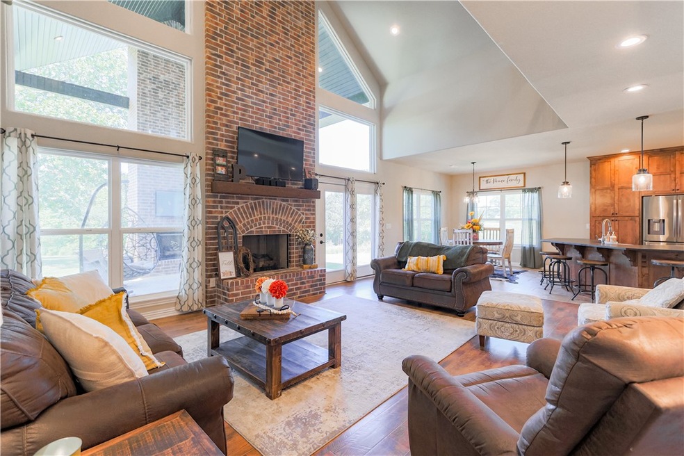 16877 Fletcher Rd, Fayetteville, AR 72704 - photo 1