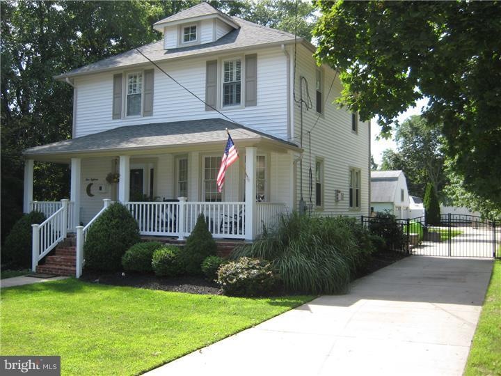 418 Park Ave, Laurel Springs, NJ 08021 - photo 1