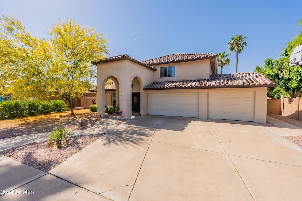 2323 W Nido Ave, Mesa, AZ 85202 - photo 1