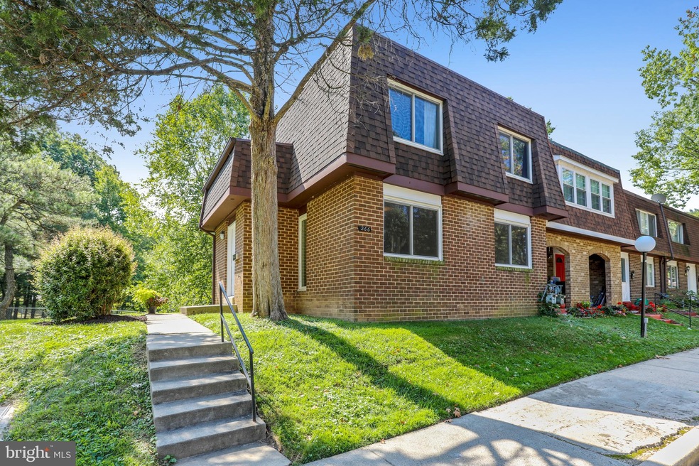 266 W Deer Park Rd unit 32I, Gaithersburg, MD 20877 - photo 1