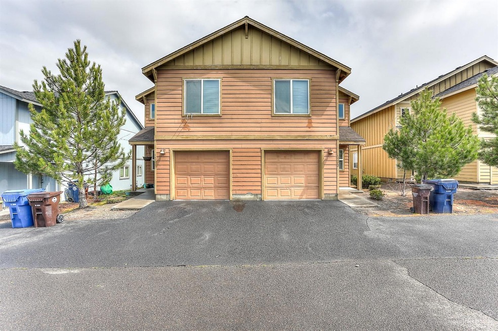 1201 SW 27th St, Redmond, OR 97756 - photo 1