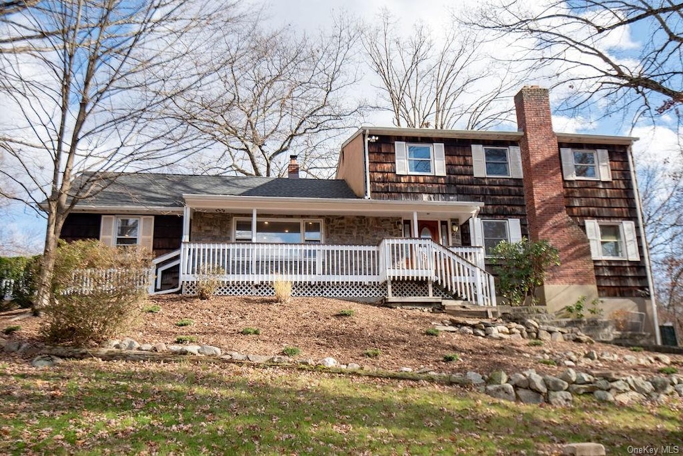 15 Lindbergh Rd, Stony Point, NY 10980 - photo 1