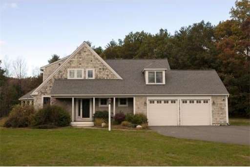 378 Spring St, Florence, MA 01062 - photo 1