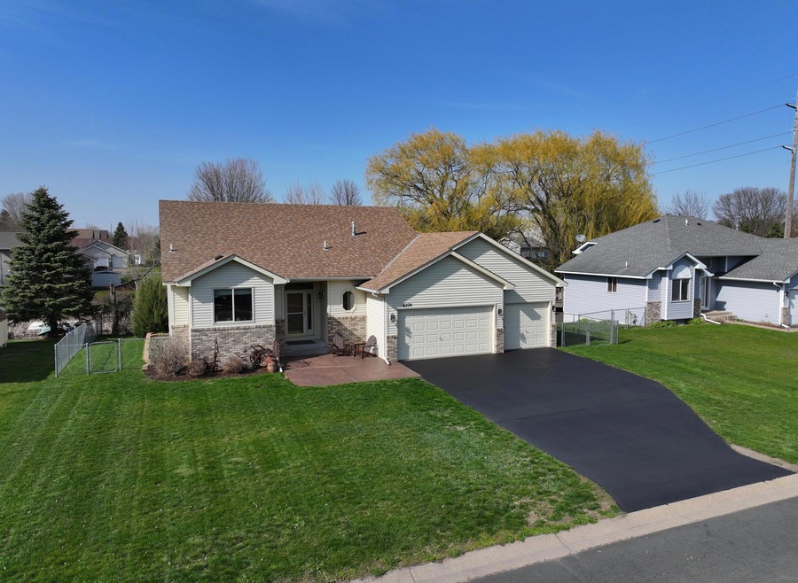 6274 151st St N, Hugo, MN 55038 - photo 1