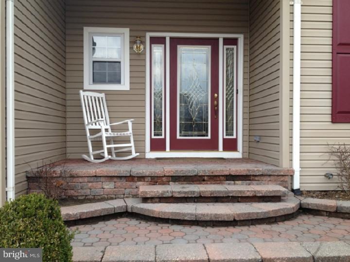 53 Cranberry Ln, Riverside, NJ 08075 - photo 1