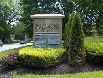 Radnor House unit 819, Bryn Mawr, PA 19010 - photo 1