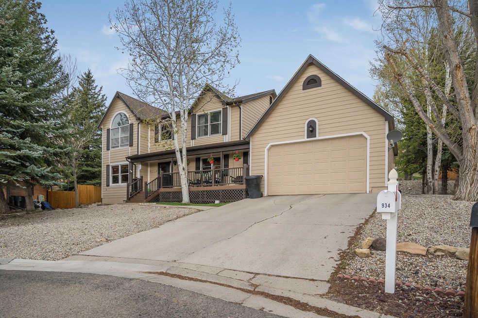934 Steele St_022