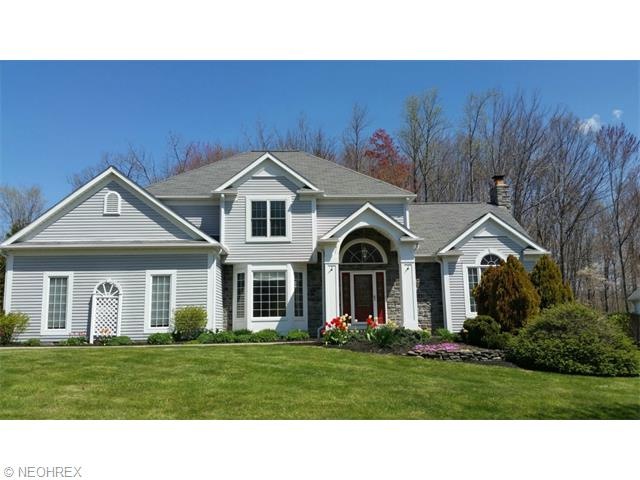 Welcome home to 345 Chadwick Dr. in the popular We