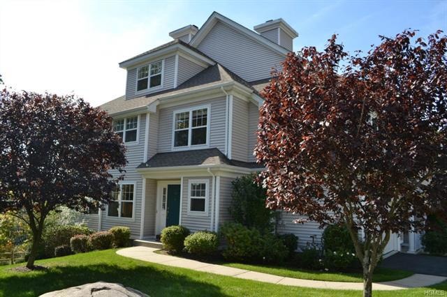 110 Hillcrest Ln, Peekskill, NY 10566 - photo 1