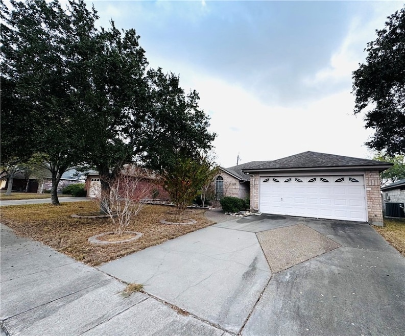3426 Bollinger St, Corpus Christi, TX 78414 - photo 1