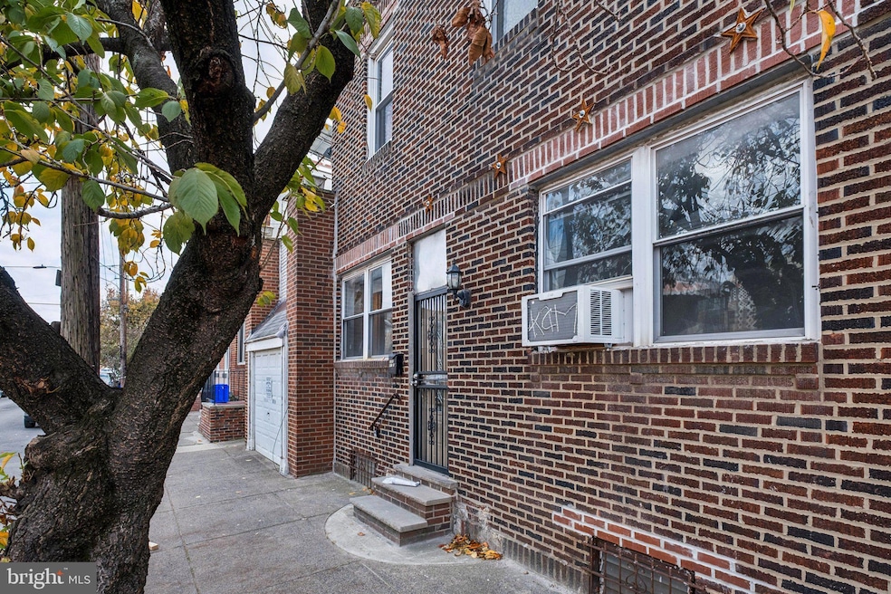 For Rent $2,400/month